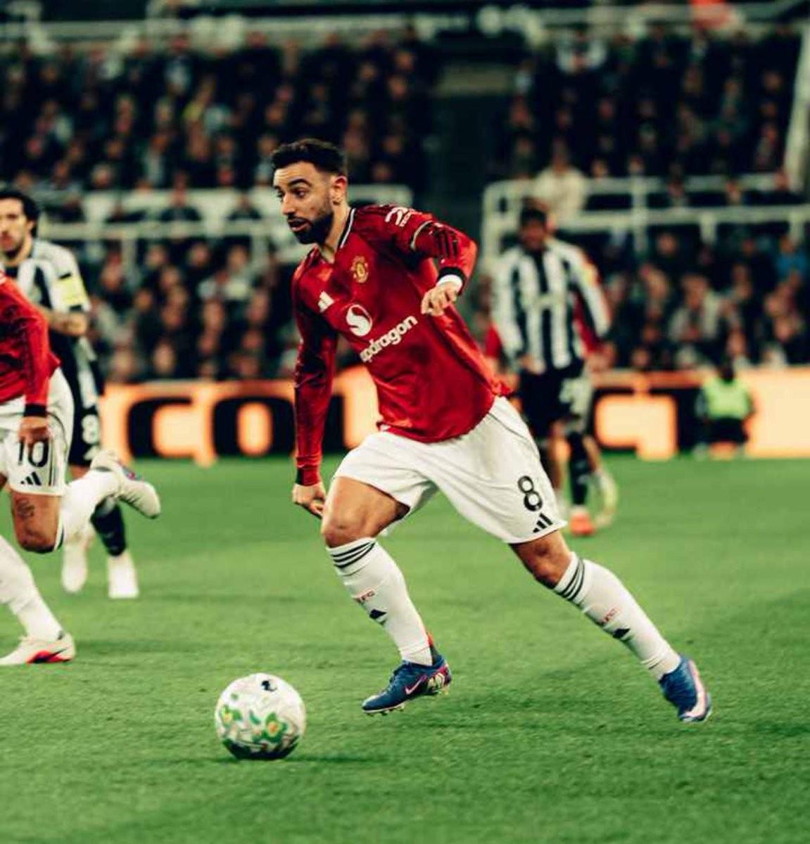 体育社交-65助追平斯特林，B费升至英超历史助攻榜第19位